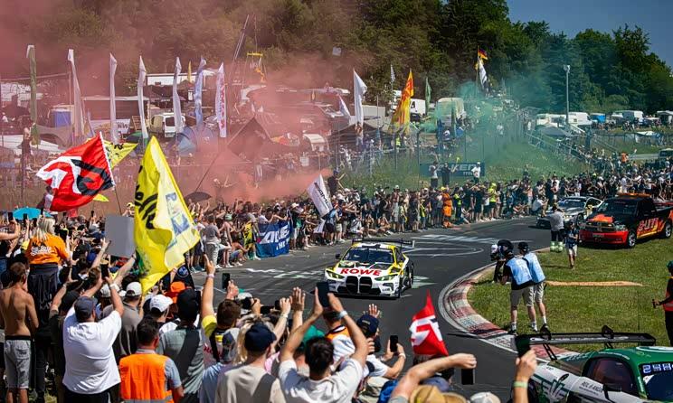 宝马M4 GT3 EVO勇夺纽博格林24小时耐力赛桂冠 宝马第21次登顶