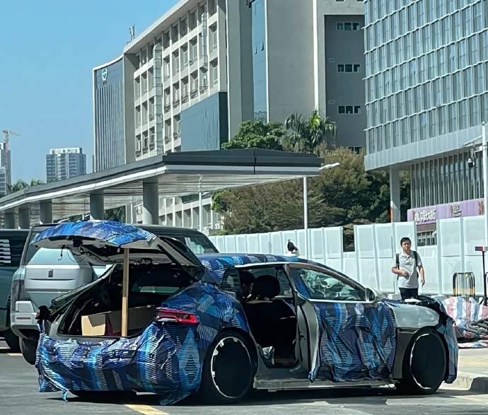 比亚迪方程豹猎装车曝光！或与腾势Z9GT共享设计基因