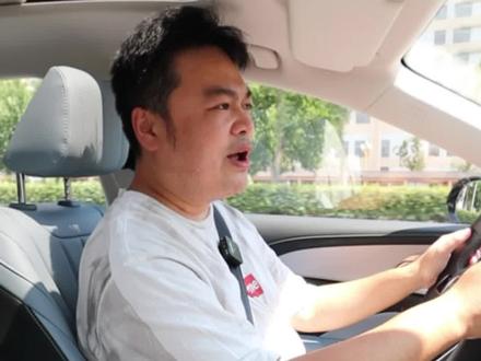 试驾红旗H5phev 试驾完红旗H5phev后，很惊讶国产车的调教，有惊喜#选混动到红旗 #红旗H5PHEV#带你懂车
