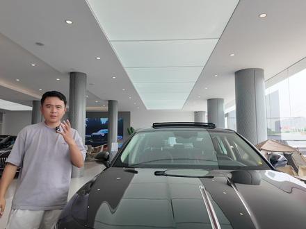 品牌销量破200万，红旗H5 PHEV入手时机到了 #选混动到红旗 #红旗H5PHEV