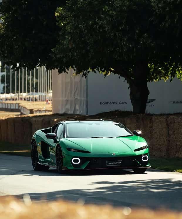兰博基尼Temerario GT3震撼发布：碳纤维车身+极致空气动力学设计