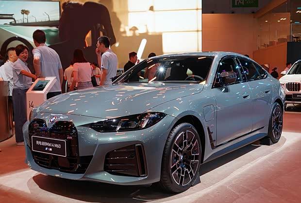 2025成都车展：新款宝马i4 M60正式上市，售价66.99万元