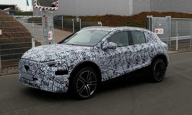 全新梅赛德斯-AMG GLA纯电版谍照首曝 预计2026年上市