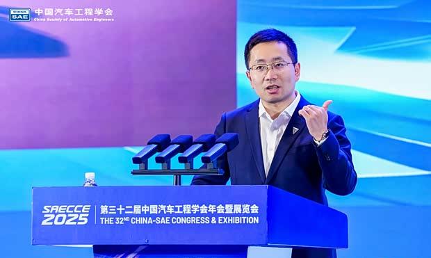 深蓝汽车邓承浩：以技术为基石，铸就全球新能源标杆