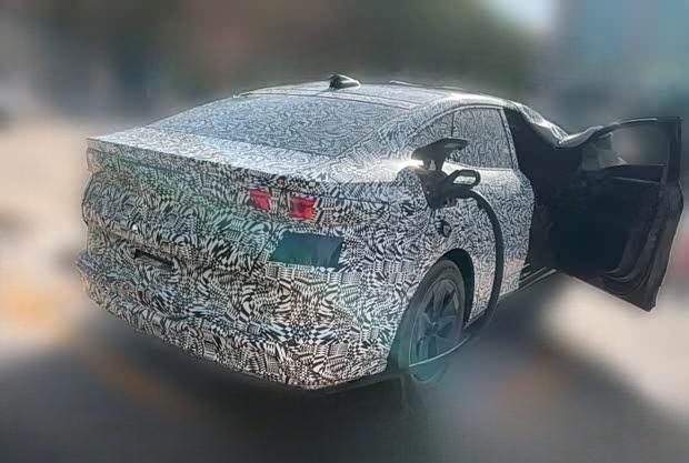 大众与众07内饰首曝：副驾娱乐屏加持，2026年上市