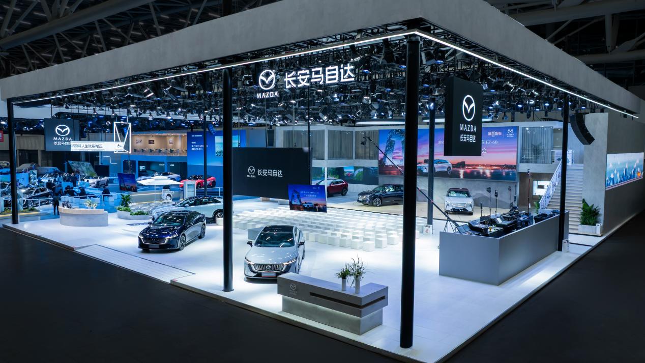 长安马自达新能源双子星闪耀广州车展 EZ-60领衔电动化新篇章