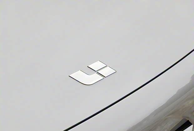 理想汽车组织架构大调整 李想亲自执掌人事大权