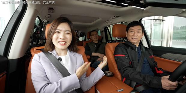 魏建军：不会演戏的“顶流”