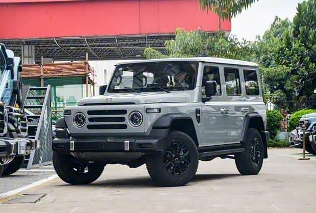 广州车展重磅新车：212 T01高地首发，60周年纪念版/皮卡齐亮相