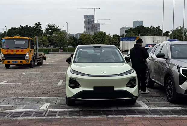 长安启源Q05亮相广州车展 搭载激光雷达即将上市