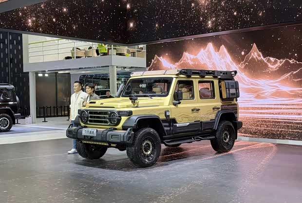 2025广州车展：212 T01高地版上市 售20.58万元