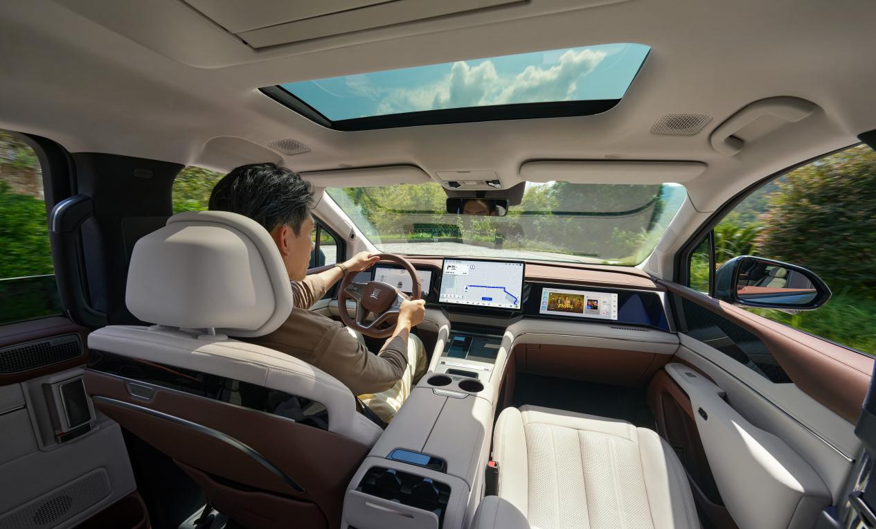 夏kv拍摄2025-10-161482(1)