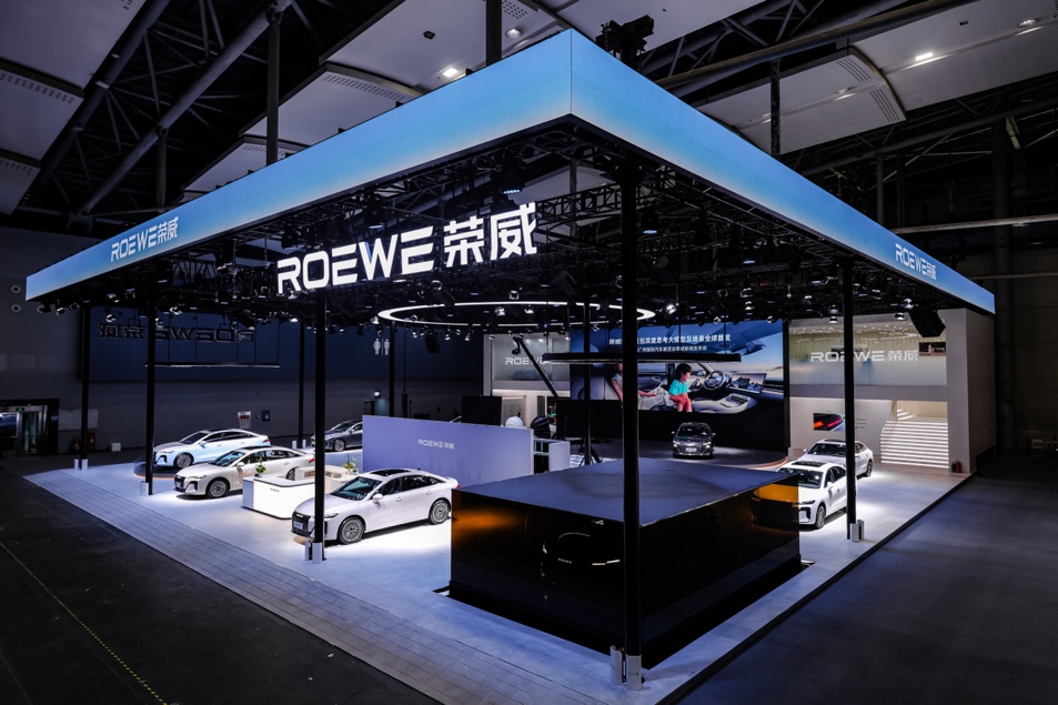 荣威M7 DMH登陆广州车展， “最具活人感”AI车机重新定义智能交互