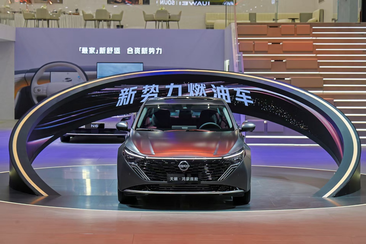 东风日产天籁·鸿蒙座舱正式上市，12.99万元起，智能化全面提速