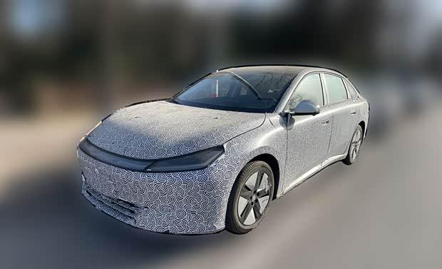 极狐S3增程版动力信息曝光 或定位中型车