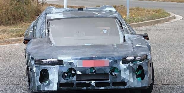 阿斯顿·马丁Lagonda谍照曝光 联手Lucid打造未来座驾