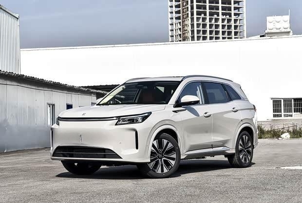 蓝电E5 PLUS迎来OTA升级 新增车载KTV与场景引擎