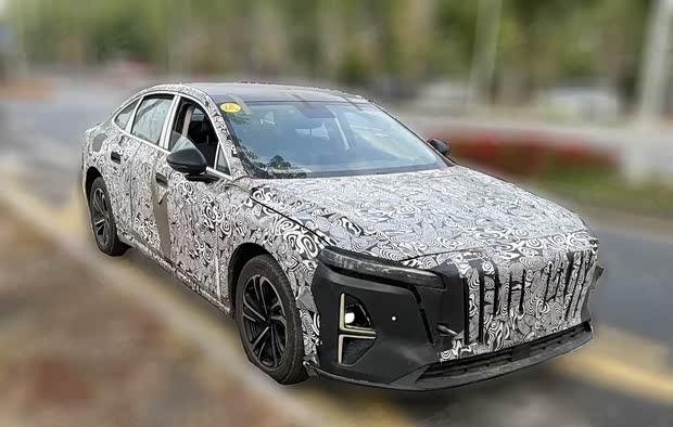 红旗H5纯电版谍照曝光：内外焕新，颠覆传统印象