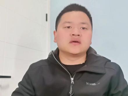 新一代国民神车红旗H5，兼顾家用与商务开上倍有面