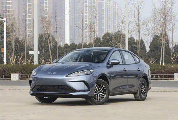 比亚迪海豹系列新车型上市：海豹05 DM-i与海豹06 DM-i超享版 售价8.98万元起