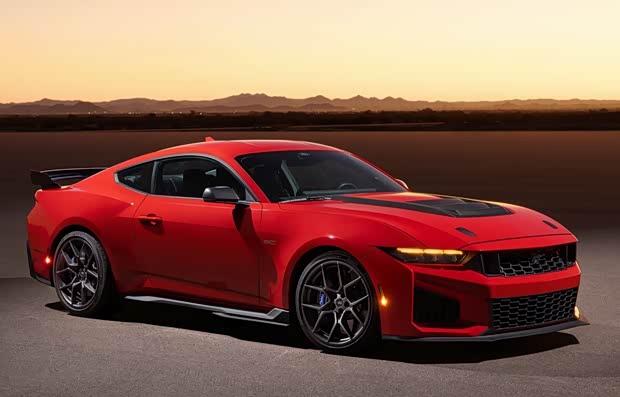 福特Mustang Dark Horse SC官图发布 搭载5.2升机械增压V8发动机