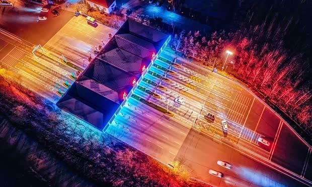 春节高速免费通行9天 7座及以下小型客车受惠