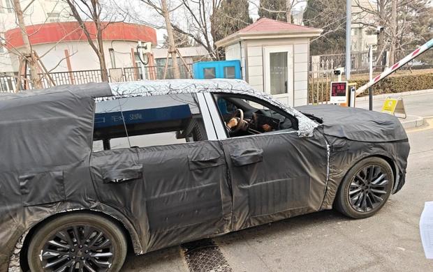 理想L9内饰谍照首曝 豪华配置细节全览 4月正式发布