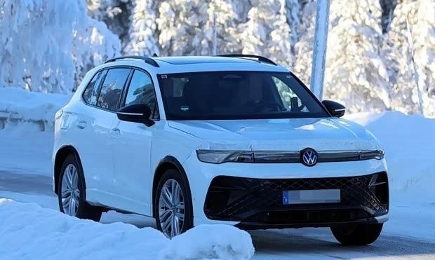 疑似大众Tiguan R曝光 四出排气/或搭高尔夫R同款动力