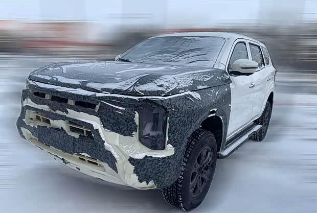 郑州日产全新帕拉丁曝光 硬派造型升级 内饰焕新