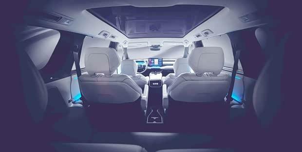 丰田全新SUV内饰预告图曝光 六座布局/2月10日亮相