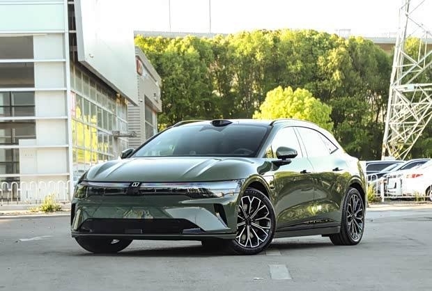 极氪007GT现款售罄 新款车型二季度上市