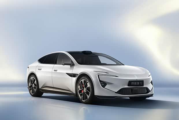 新款阿维塔12即将预售 搭载华为高阶智能驾驶系统