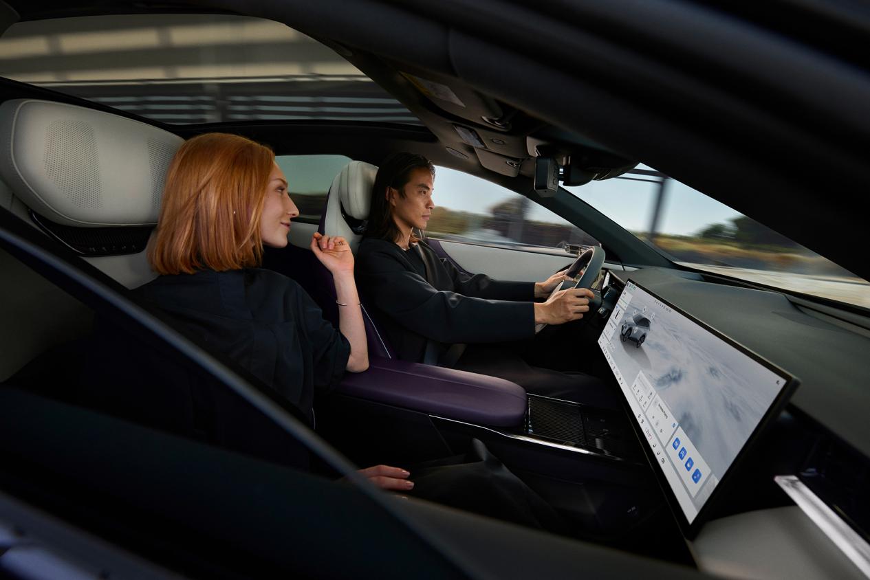 2025_CX-6e_GER_LHD_C012_INT_Purple_White_Leatherette_High+_withTalent_until20310108_72dpi