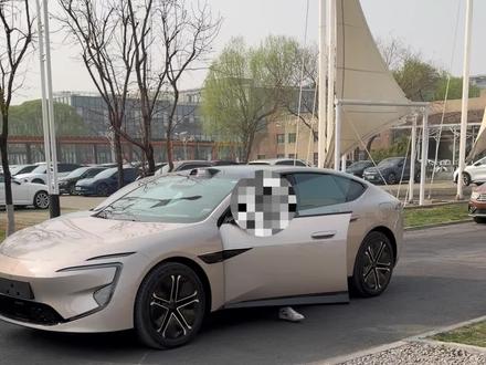 惊喜无处不在，智驾都发展到这地步了 #新阿维塔12上市 #50万内豪华轿车首选