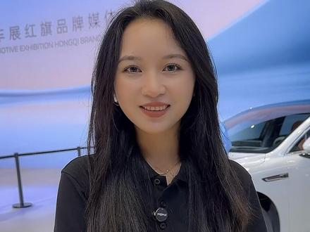 全新的红旗，经典致敬时代，小女生也能开的大车#全新红旗H7 #主流必备奋斗时代新名片 #全新一代红旗H7以经典致时代以焕新敬未来 #再造经典红旗H7成为奋斗时代新名片 #首款达成C-NCAP五星标准的插混轿车
