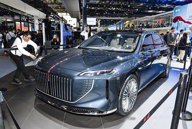 红旗三箭齐发：H9、H7、越野量产版即将亮相北京车展