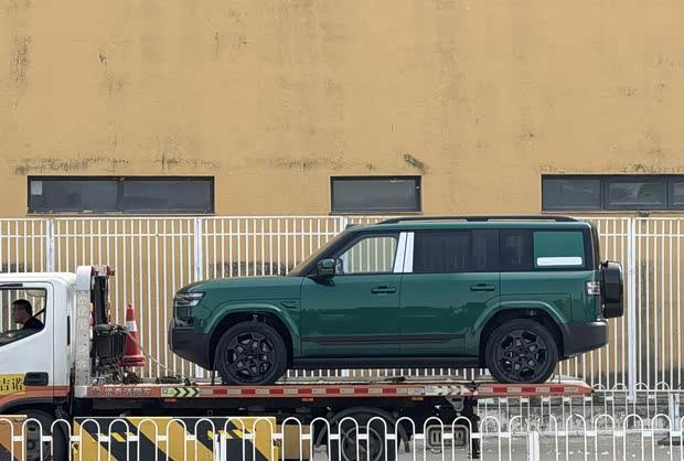 2026北京车展：方程豹钛7 EV闪充版亮相 预售价22万元起