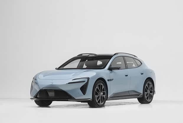 阿维塔06T上市：配896线激光雷达，三电机可选，限时权益后21.29万起