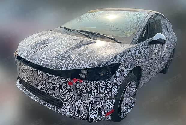 内部代号N65QB 极狐全新SUV谍照曝光 定位或超极狐T1