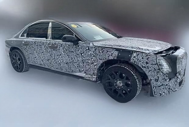 现款140万起，新款红旗金葵花国雅谍照曝光，尺寸或再度加长