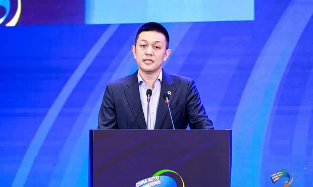 蔚来李斌预言：2026年国内汽车零售量或骤降15%，纯电趋势不可逆转