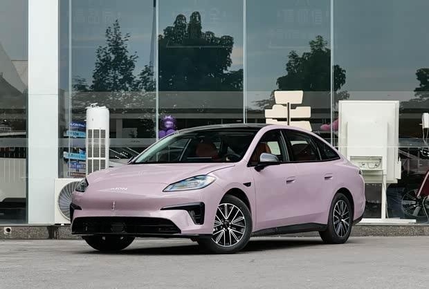 2027款埃安AION RT焕新上市 9.98万起 续航增至710km