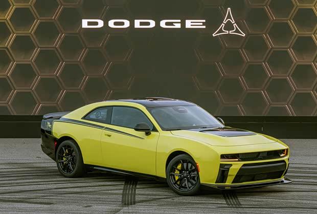 道奇Charger Super Bee官图发布：纪念60周年，终极赛道猛兽来袭