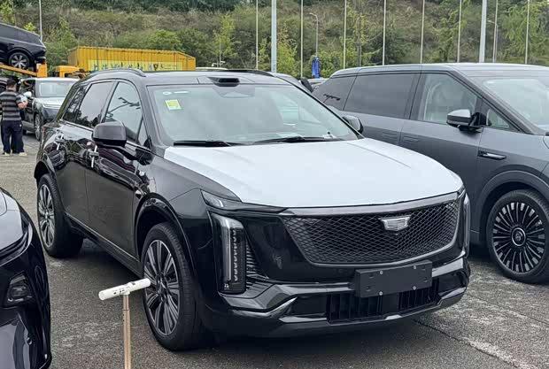 凯迪拉克XT5 PHEV实车提前曝光 成都车展首发在即
