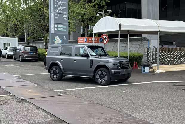 2026成都车展探馆：iCAR V25内饰首发在即