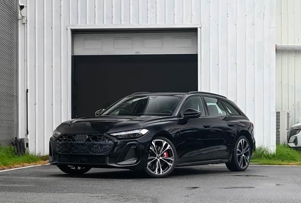 全新奥迪S5 Avant实车到店，搭载3.0T V6动力，轴距2896mm