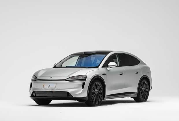 新款智界R7焕新上市，华为乾崑智驾加持，23.98万起